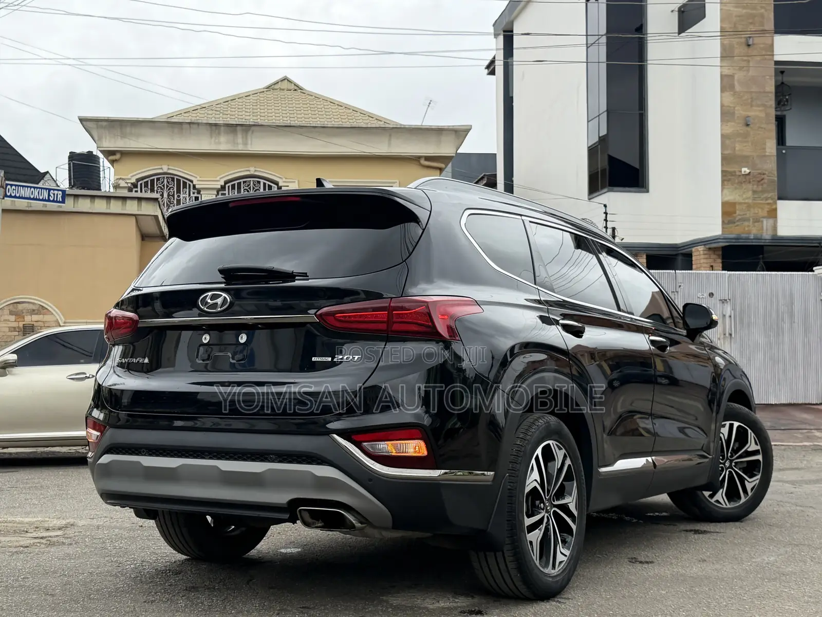 Hyundai Santa Fe Ultimate 2.0T AWD 2019 Black