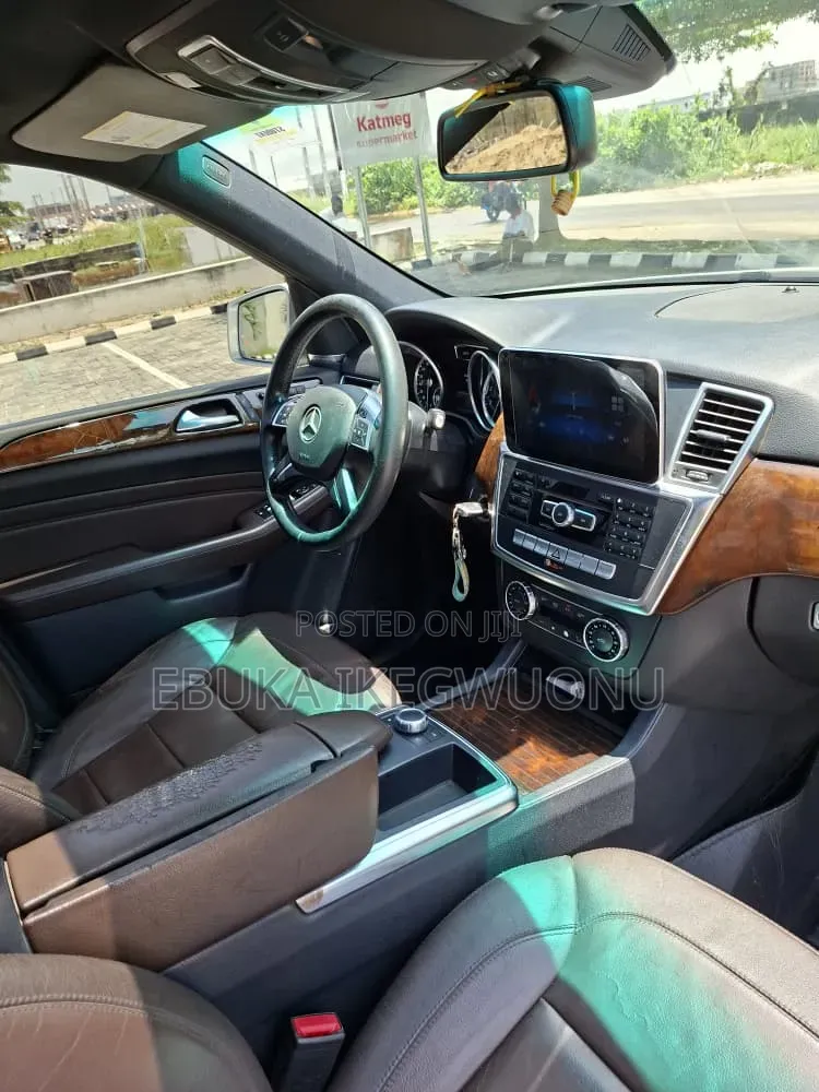 Mercedes-Benz M Class ML350 4MATIC 4dr SUV AWD (3.5L 6cyl 7A) 2015
