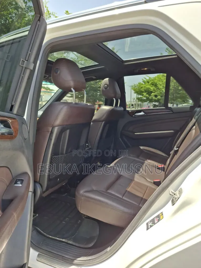 Mercedes-Benz M Class ML350 4MATIC 4dr SUV AWD (3.5L 6cyl 7A) 2015
