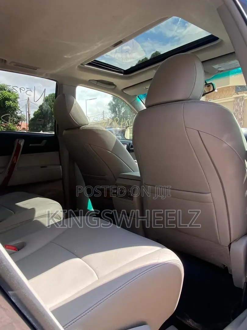 Toyota Highlander SE 3.5L 4WD 2013 Blue
