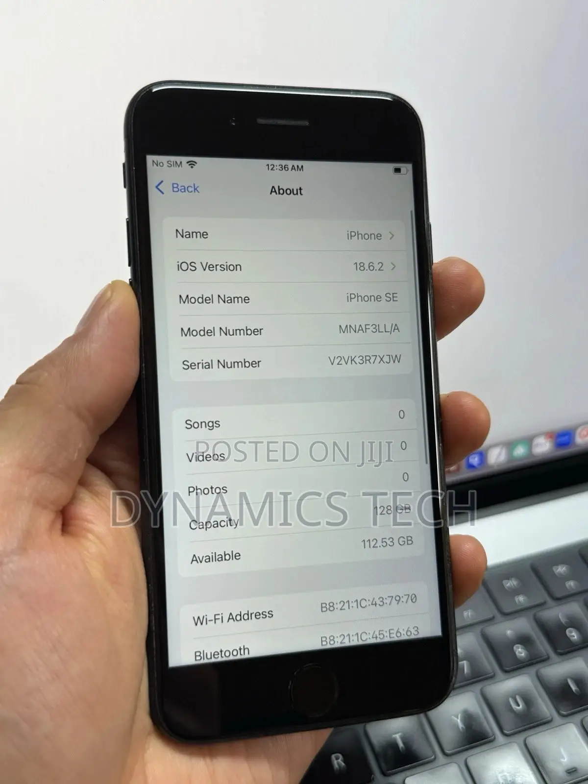 Apple iPhone SE (2022) 64 GB Black