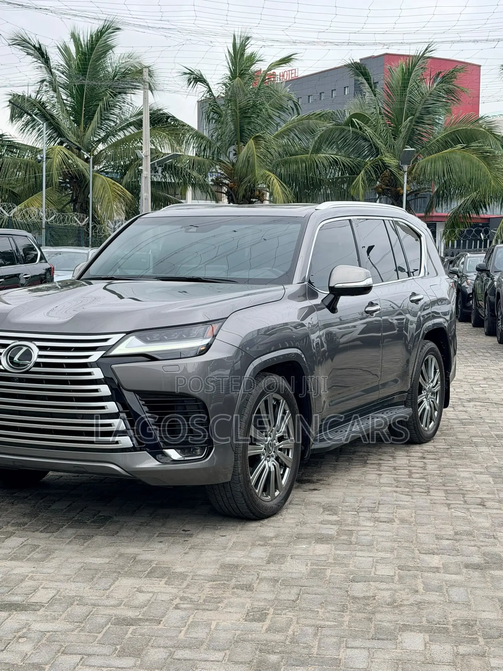 Lexus LX 600 2024 Gray