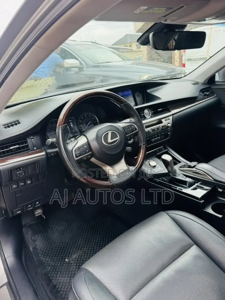 Lexus ES 350 FWD 2018 Gray