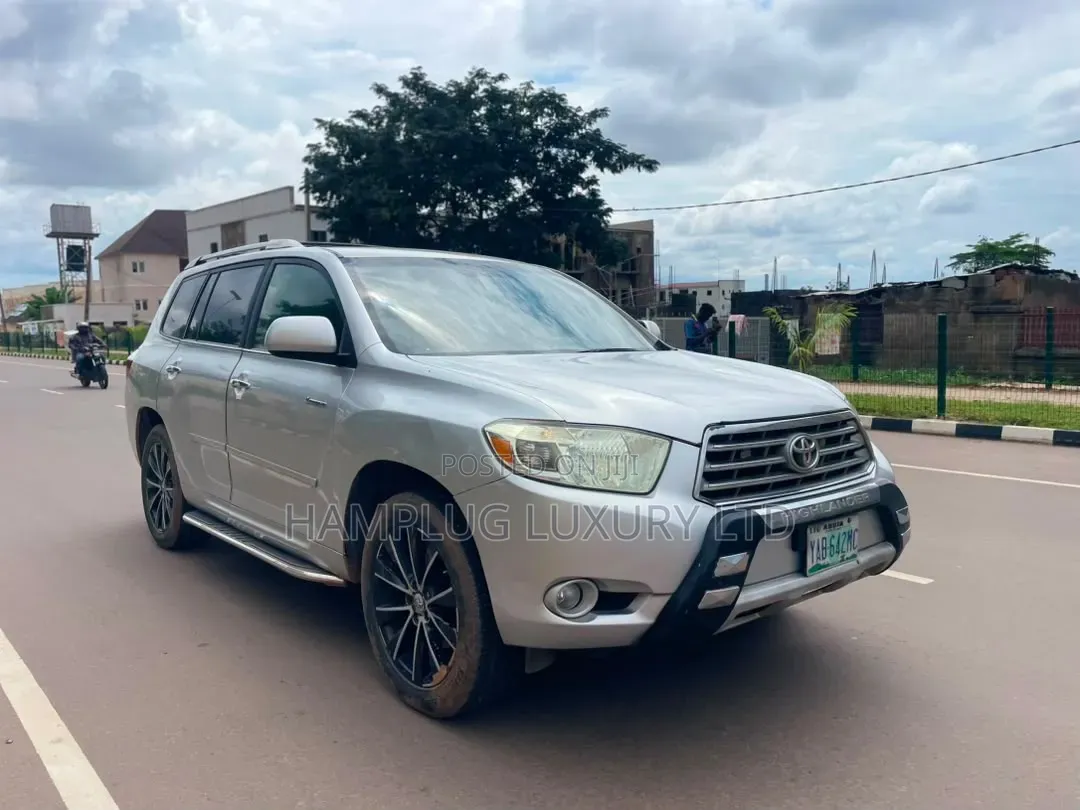 Toyota Highlander 2010 Silver