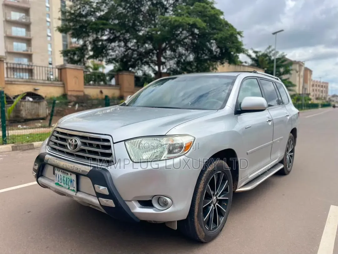 Toyota Highlander 2010 Silver