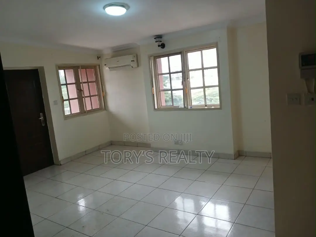 3bdrm Apartment in Victoria Island Extension for rent