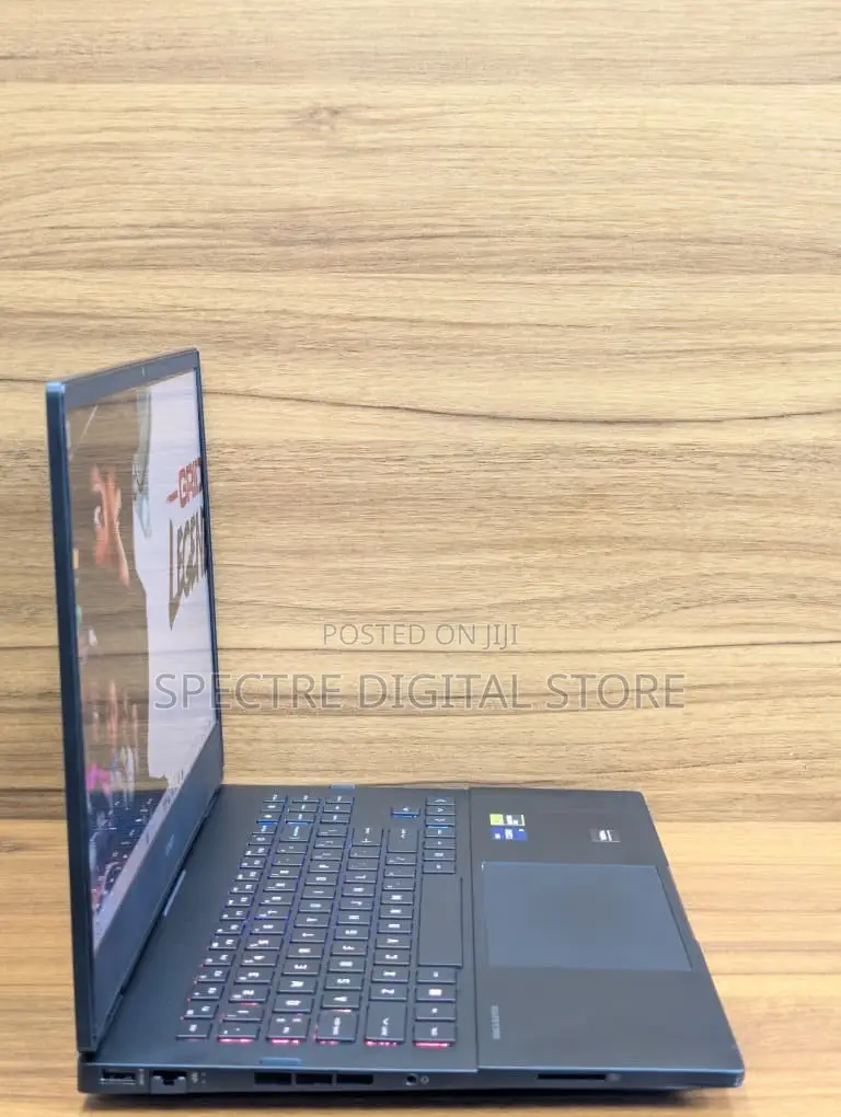 Laptop HP Omen 16 16GB Intel Core i9 SSD 1T
