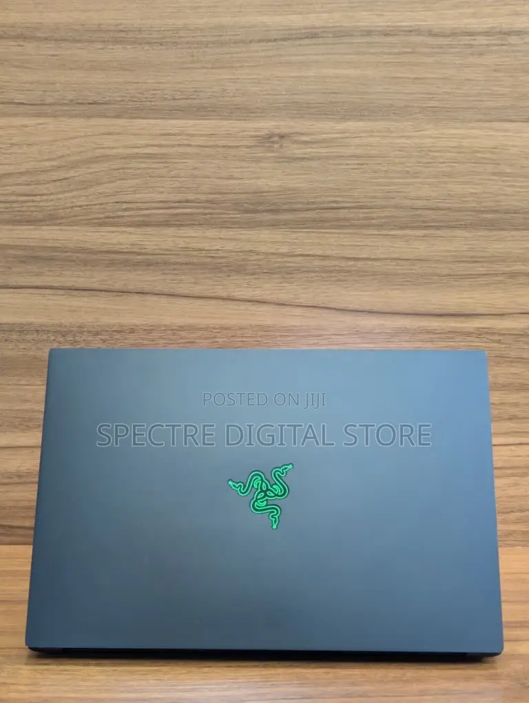 Laptop Razer Blade Advanced 32GB Intel Core i7 SSD 1T