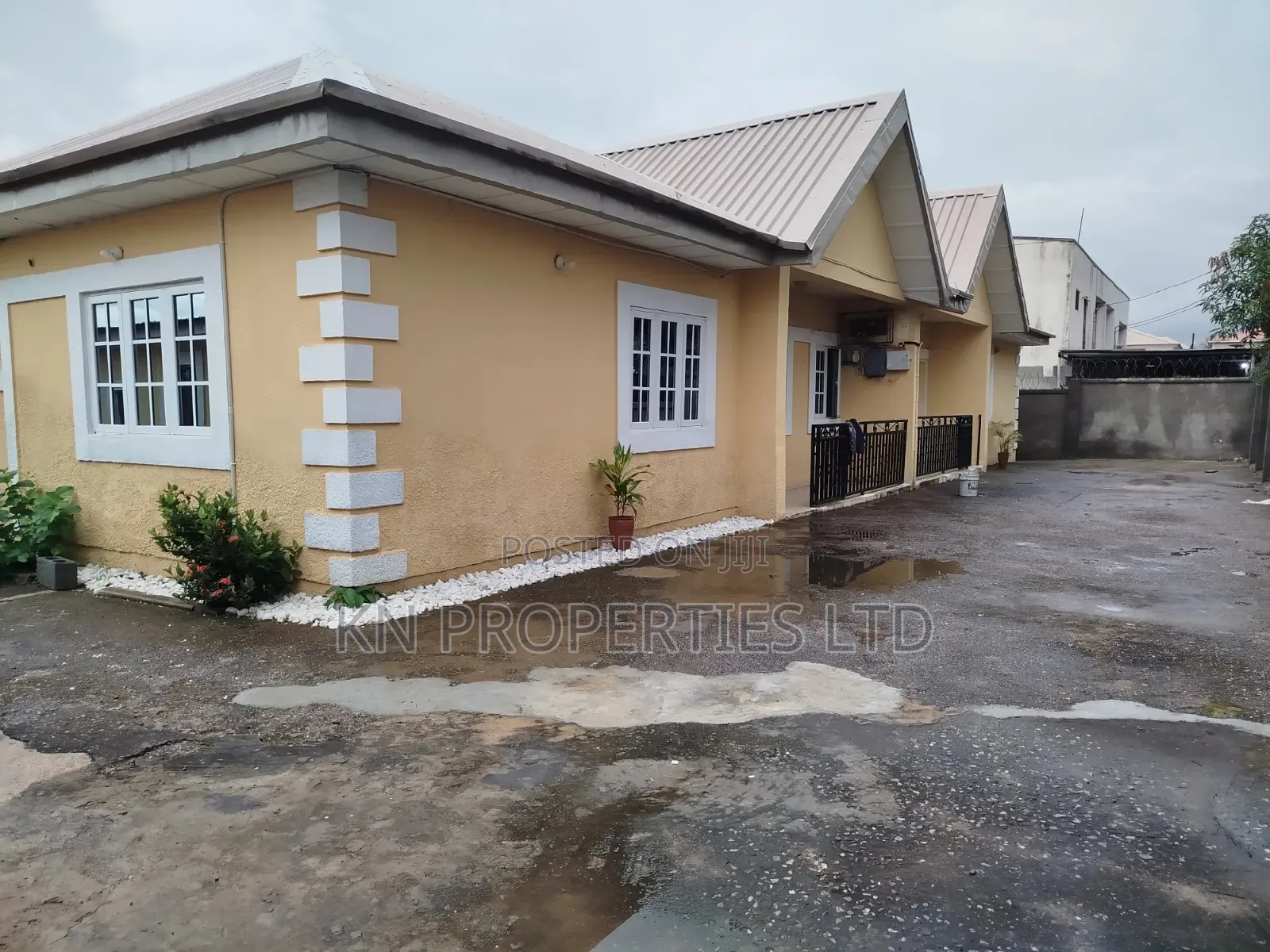 2bdrm Bungalow in Garki Area for rent