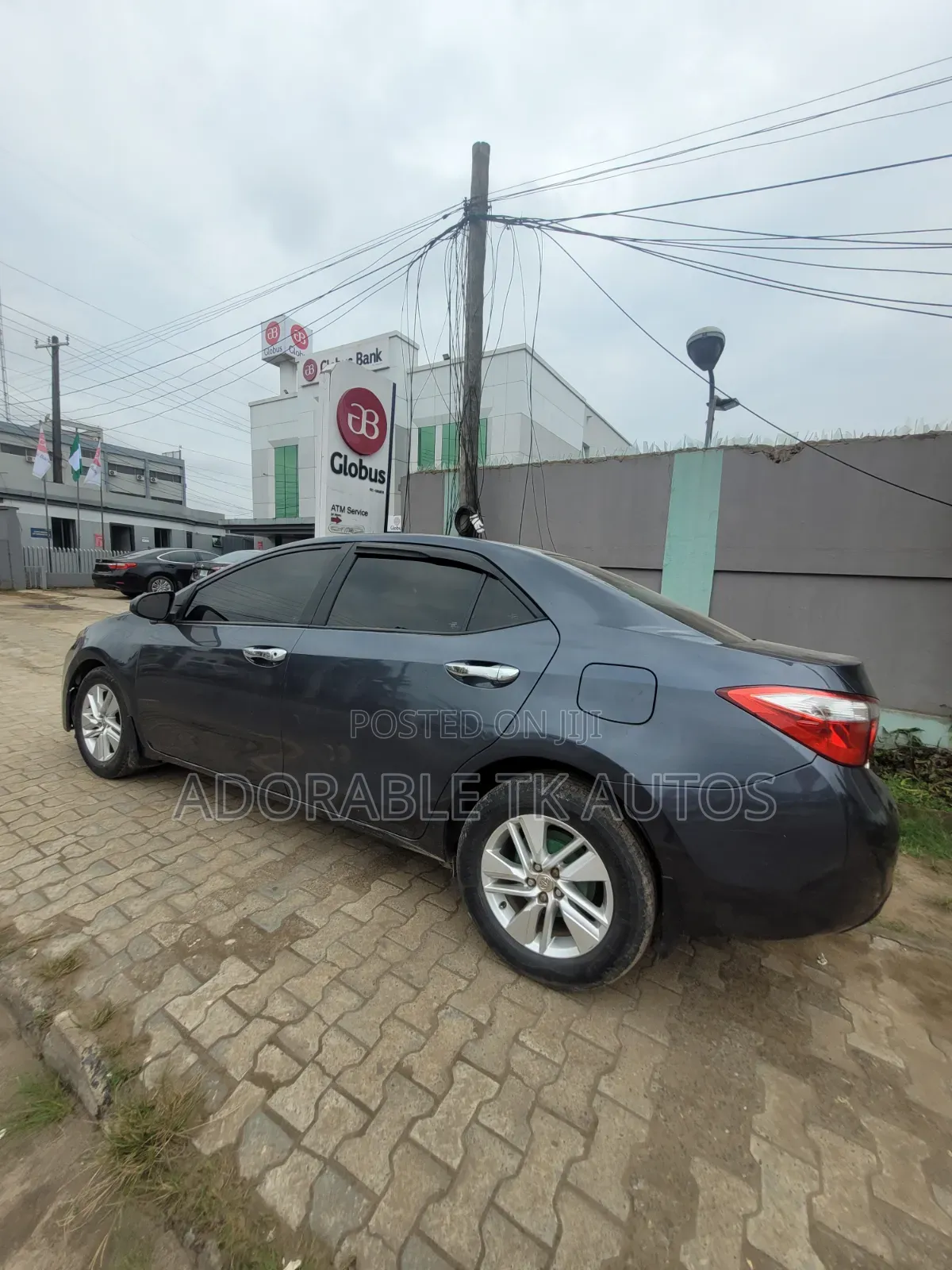 Toyota Corolla LE 4dr Sedan (1.8L 4cyl CVT) 2016 Gray
