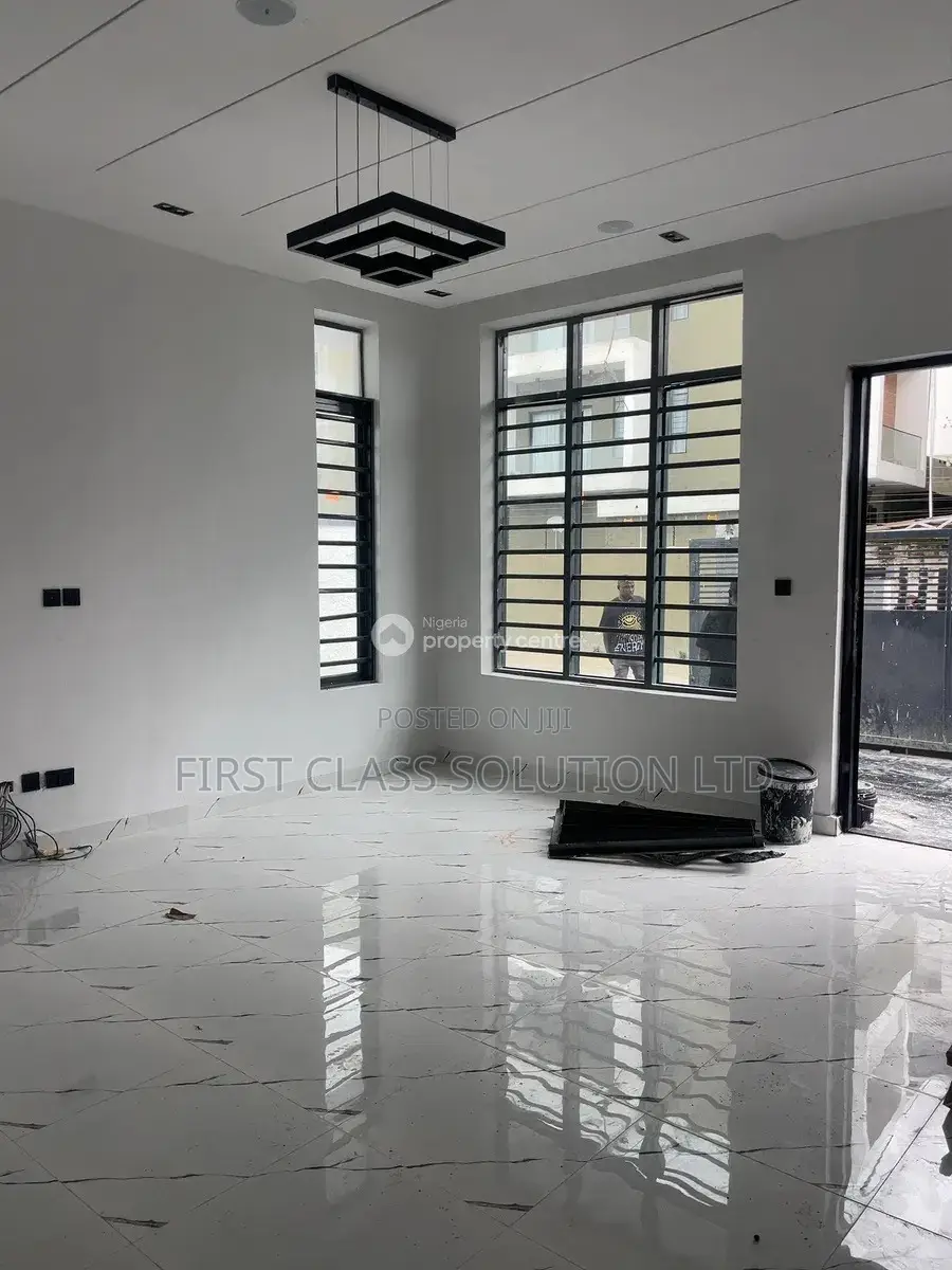 4bdrm Duplex in Ikota Villa Estate for sale