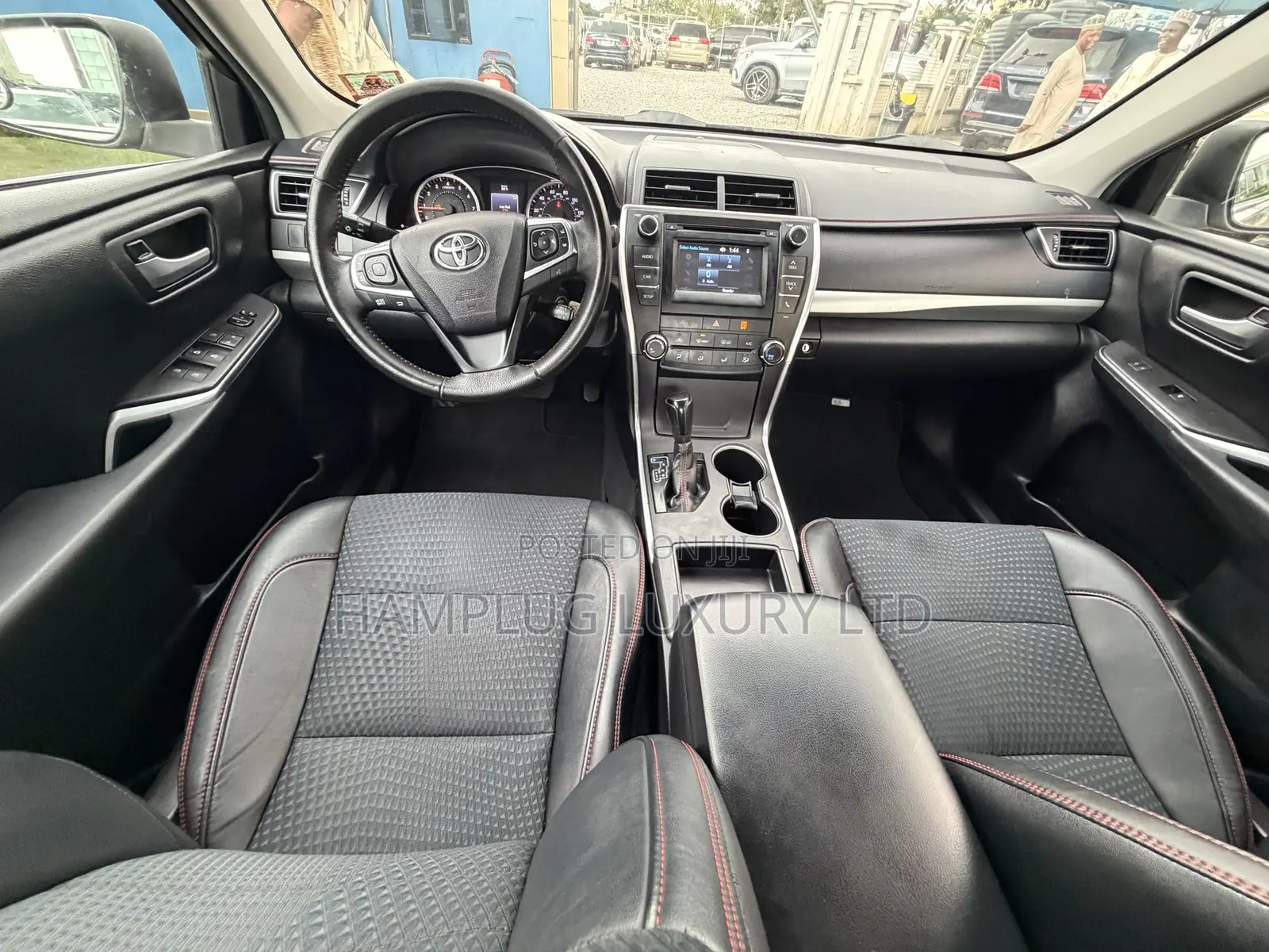 Toyota Camry 2016 Gold