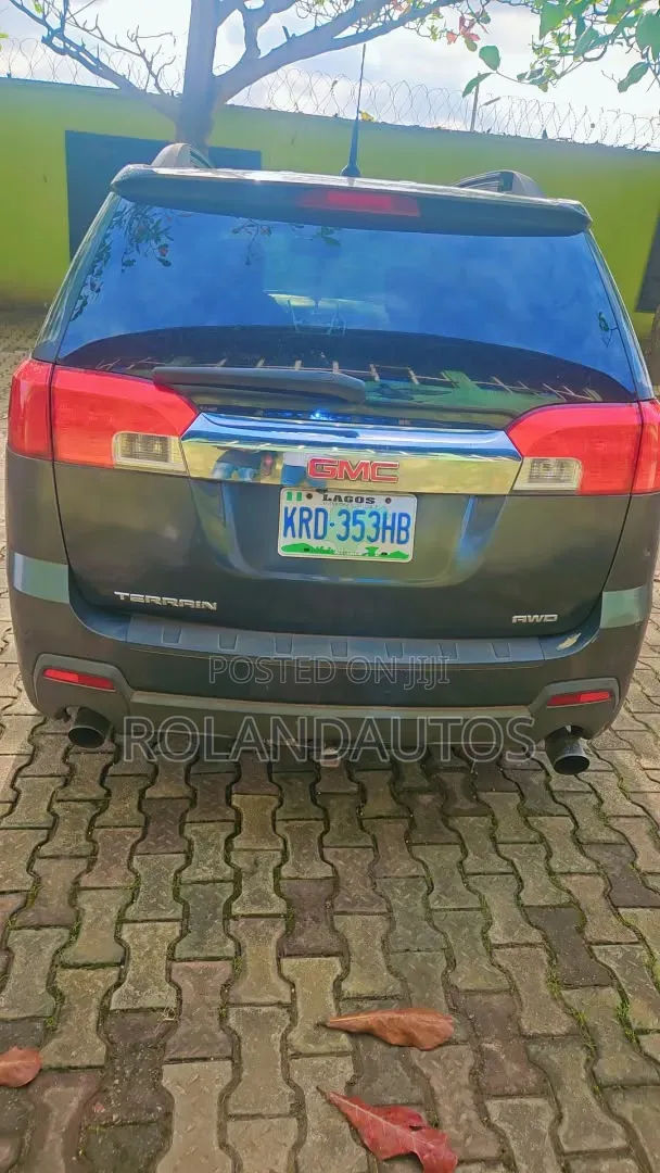 GMC Terrain 2010 Blue
