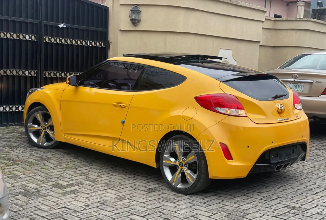 Hyundai Veracruz Limited 2012 Yellow