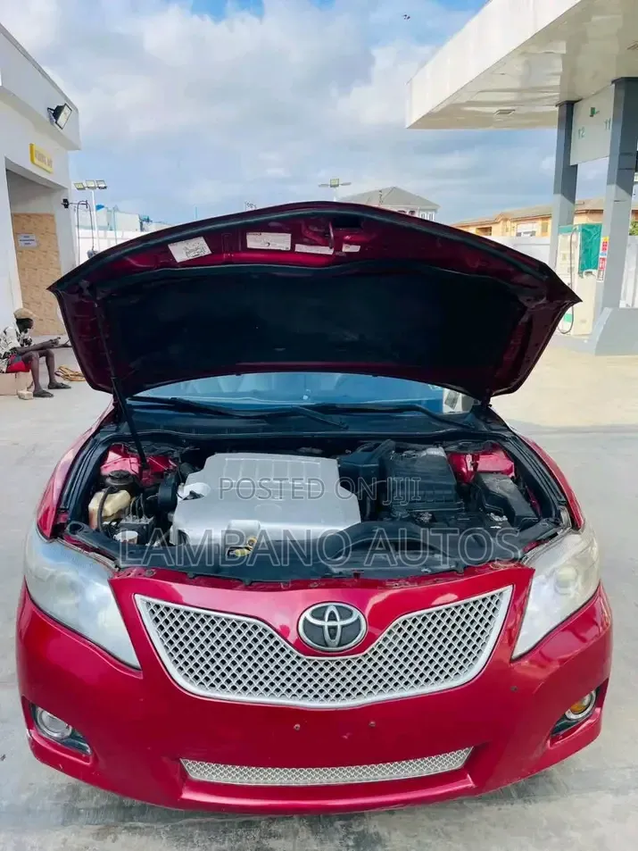 Toyota Camry 2008 Red
