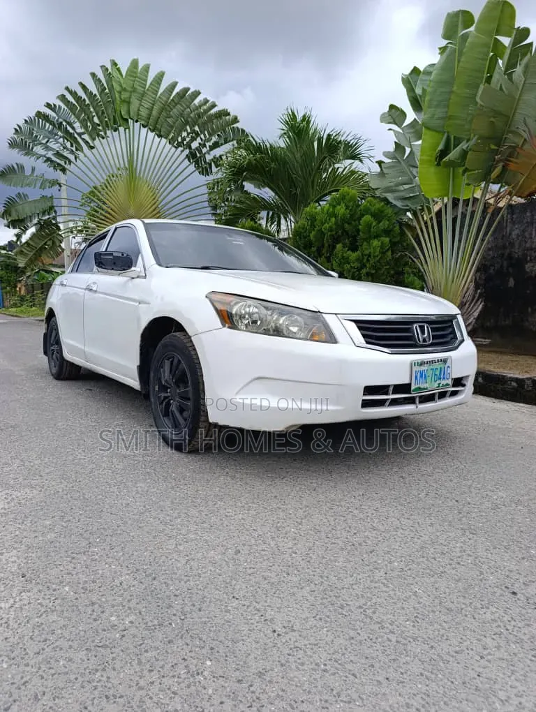 Honda Accord 2009 White