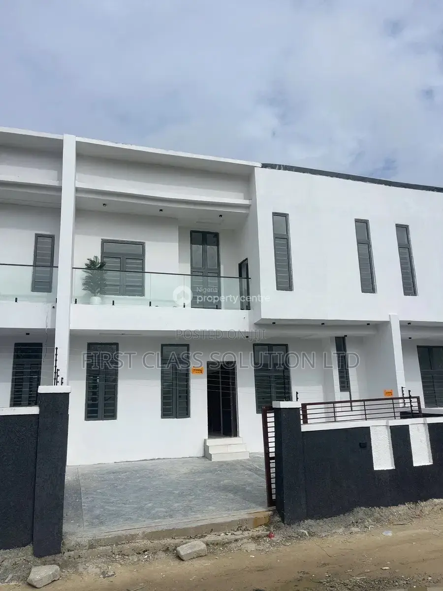 3bdrm Duplex in Sangotedo, Ajah, for sale