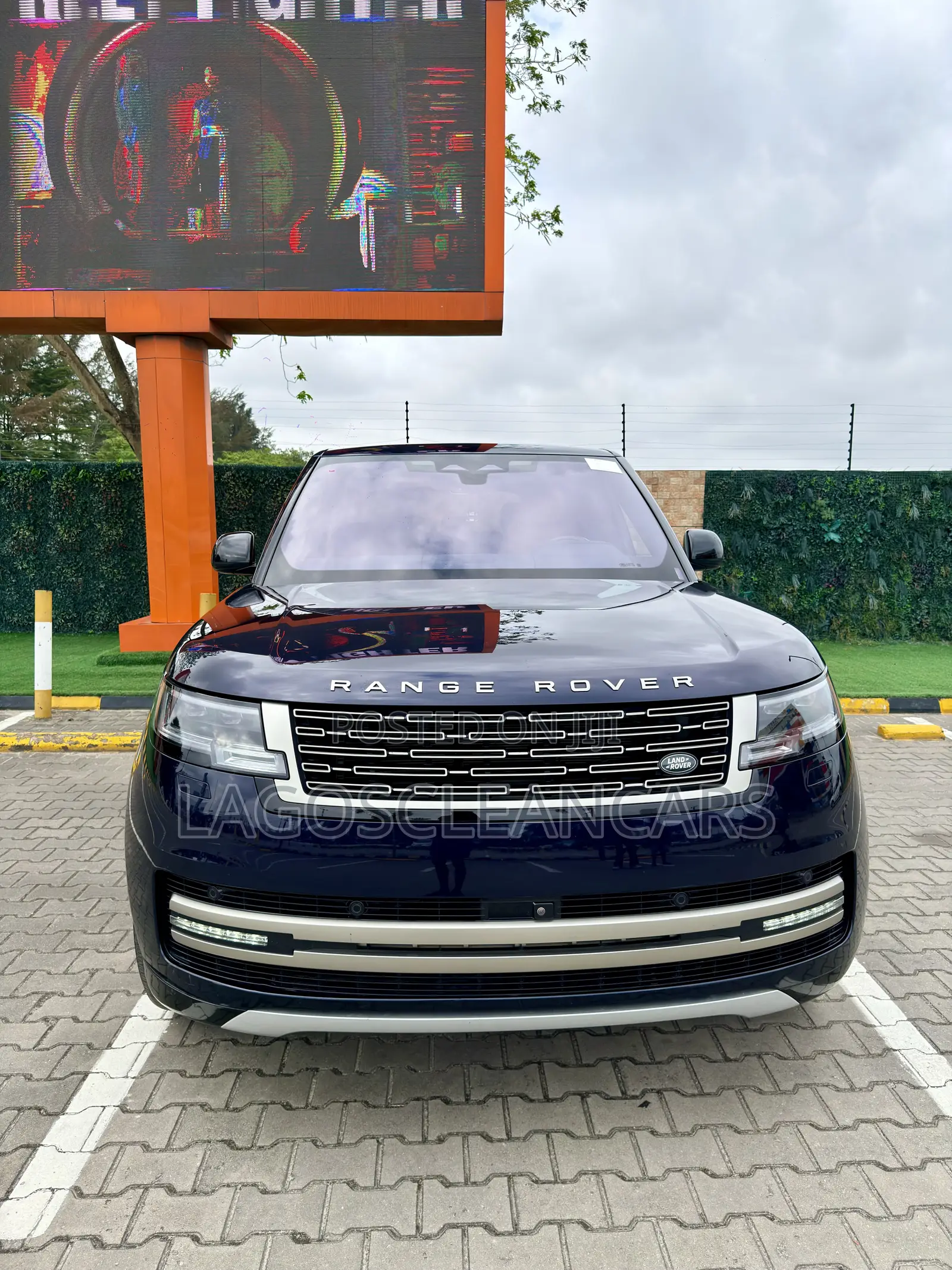 Land Rover Range Rover P530 SE SWB 2023 Blue