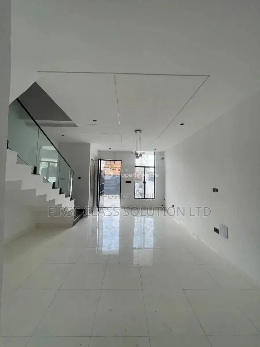 3bdrm Duplex in Sangotedo, Ajah, for sale