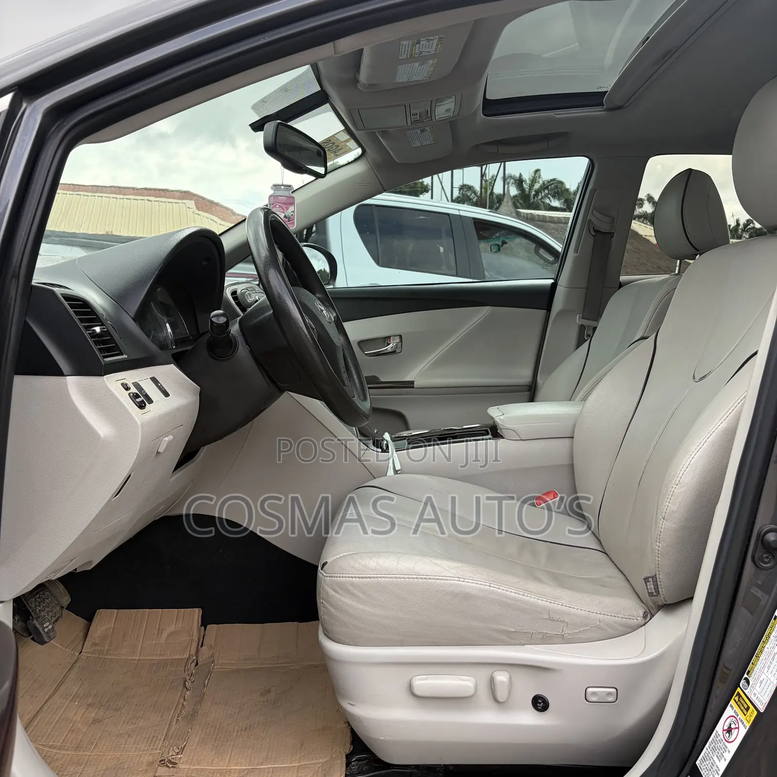 Toyota Venza AWD 2011 Gray