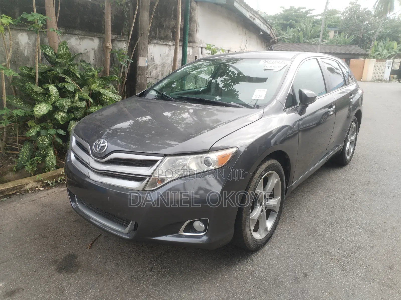 Toyota Venza XLE 4dr Wagon (3.5L 6cyl 6A) 2015 Gray
