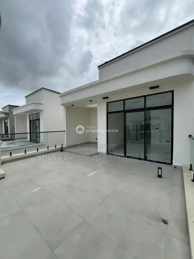 5bdrm Duplex in Lekki Phase 1, for sale