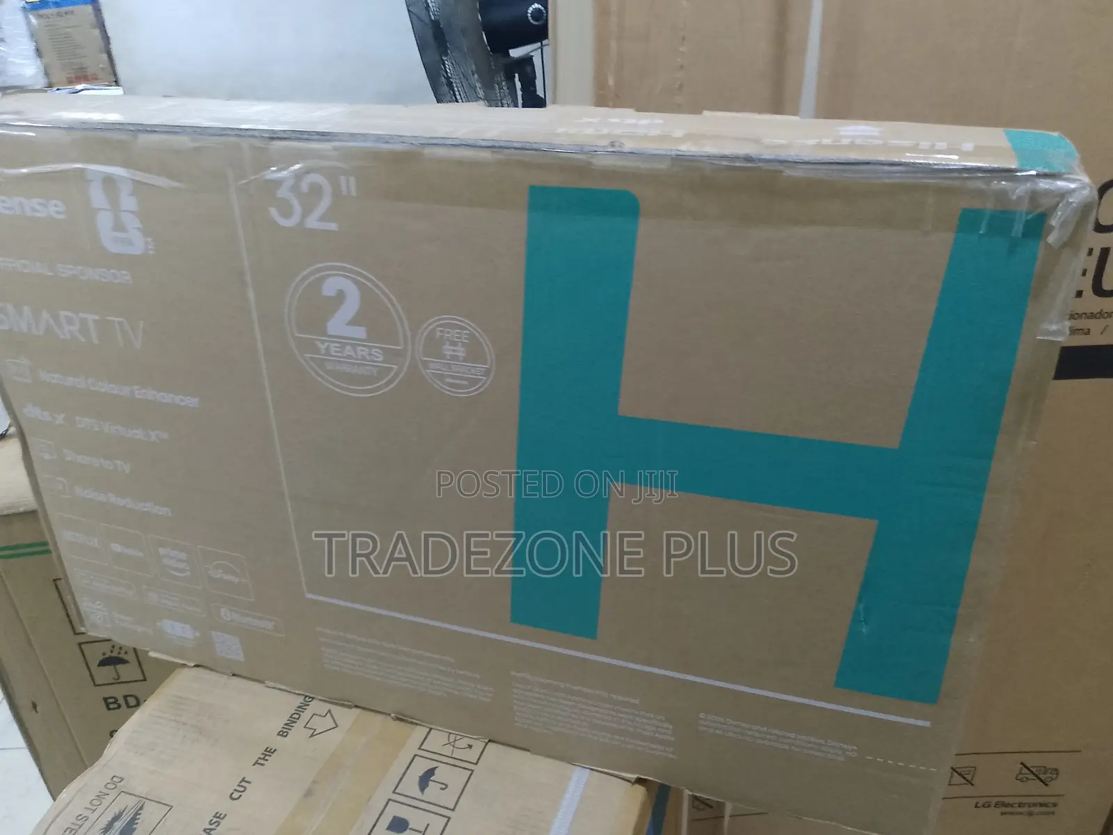 Upgrade Your Bedroom TV With Hisense 32′′ 32A4S