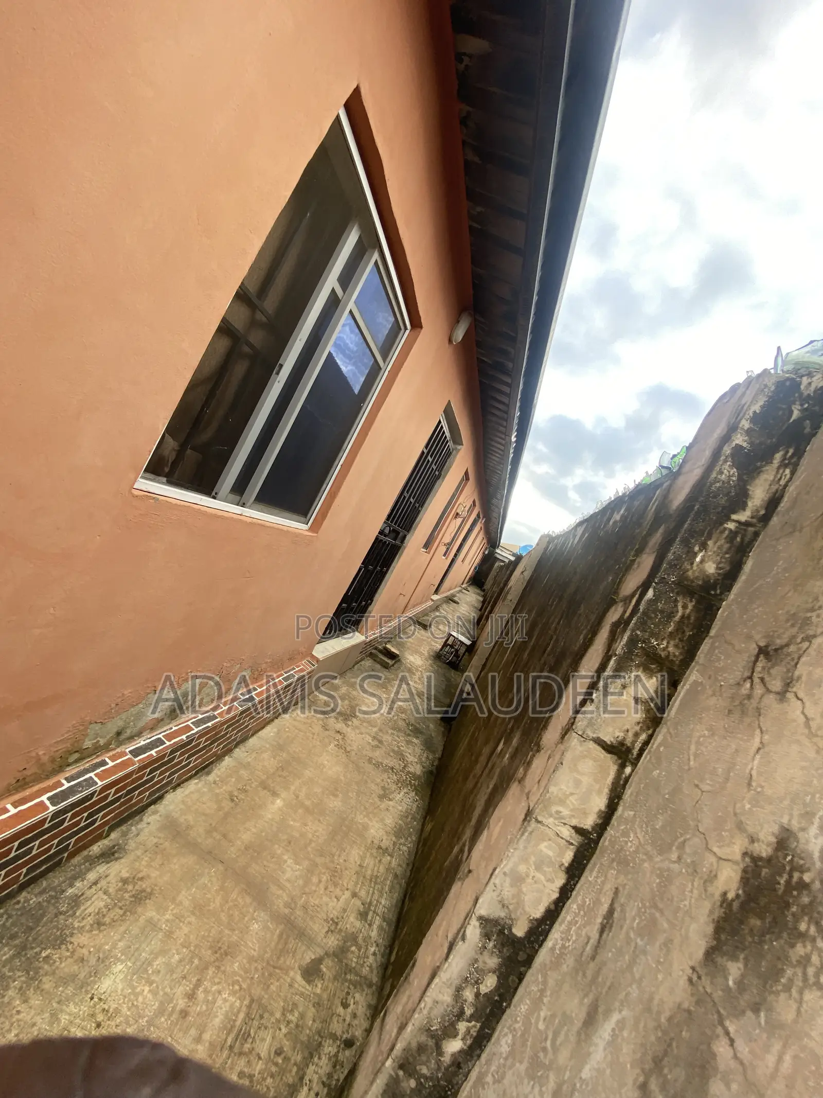 1bdrm Block of Flats in Adetola, Abule Egba for sale