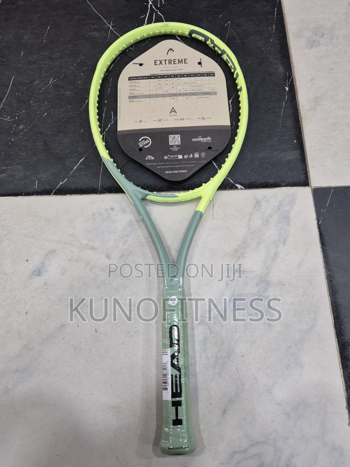 Lawn Tennis Racket ( Head Extreme Racquet )