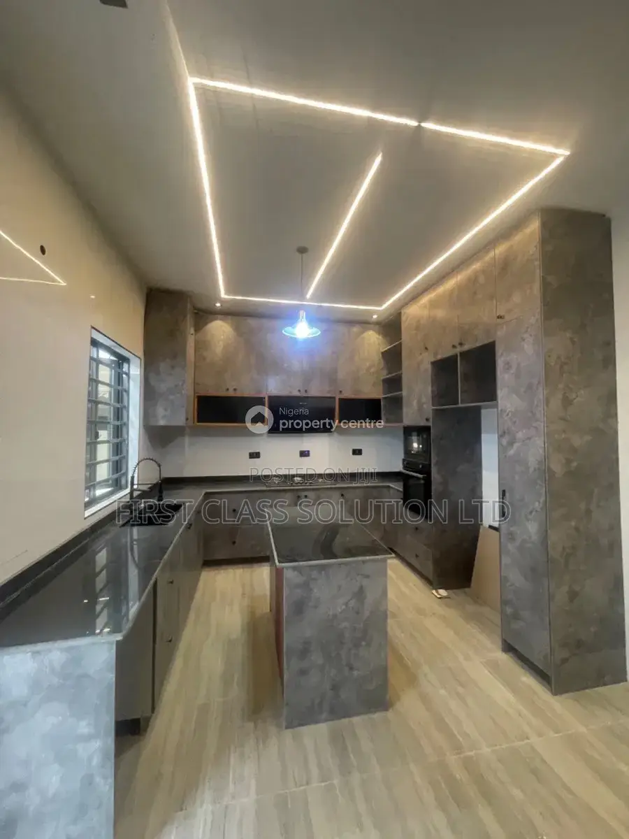 4bdrm Duplex in Lekki Palm City for sale