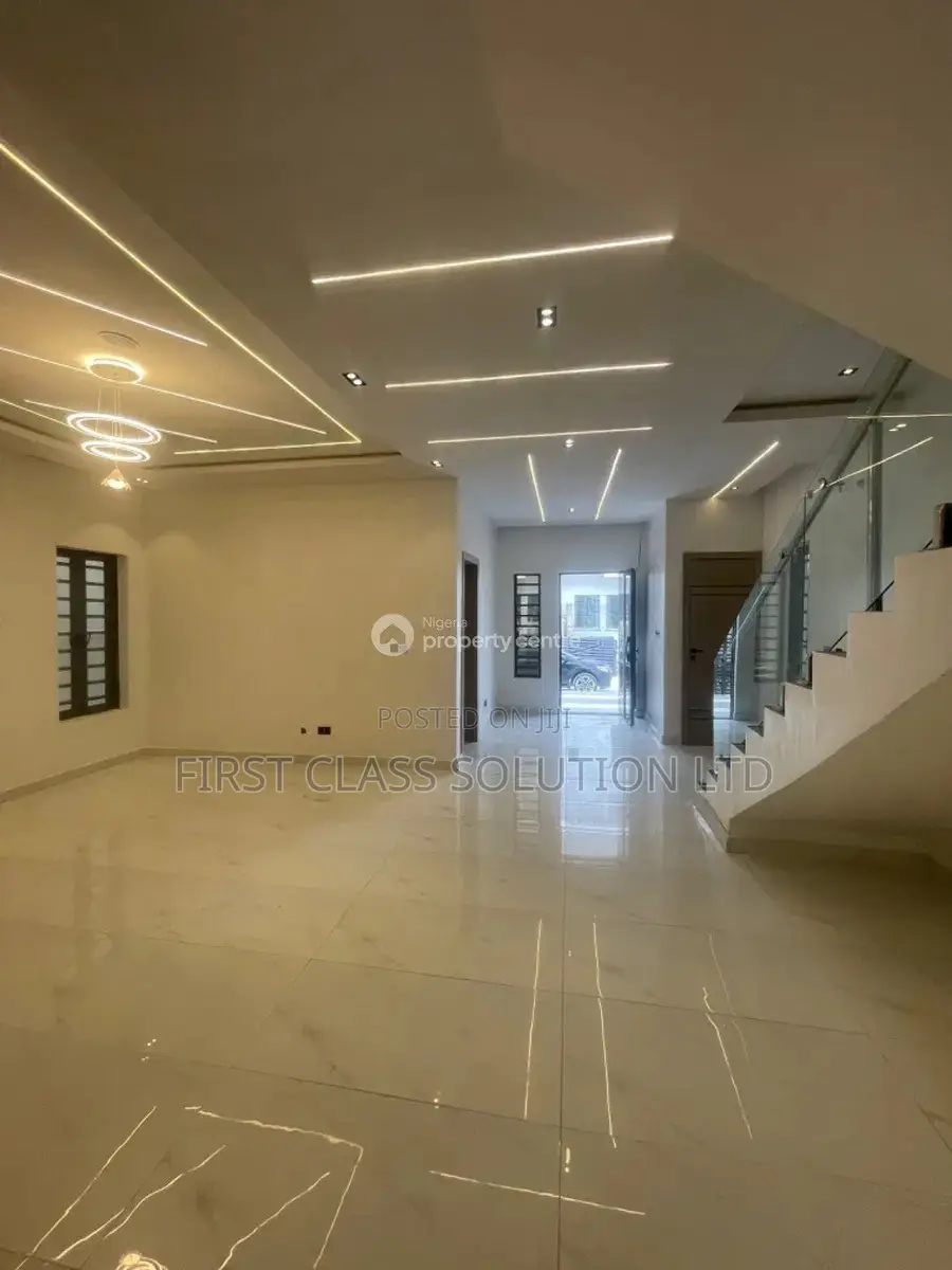 4bdrm Duplex in Lekki Palm City for sale