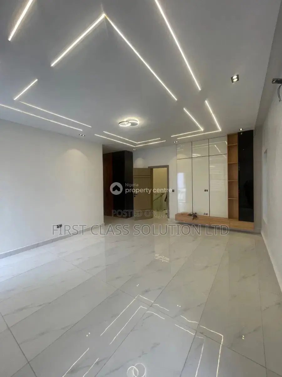 4bdrm Duplex in Lekki Palm City for sale
