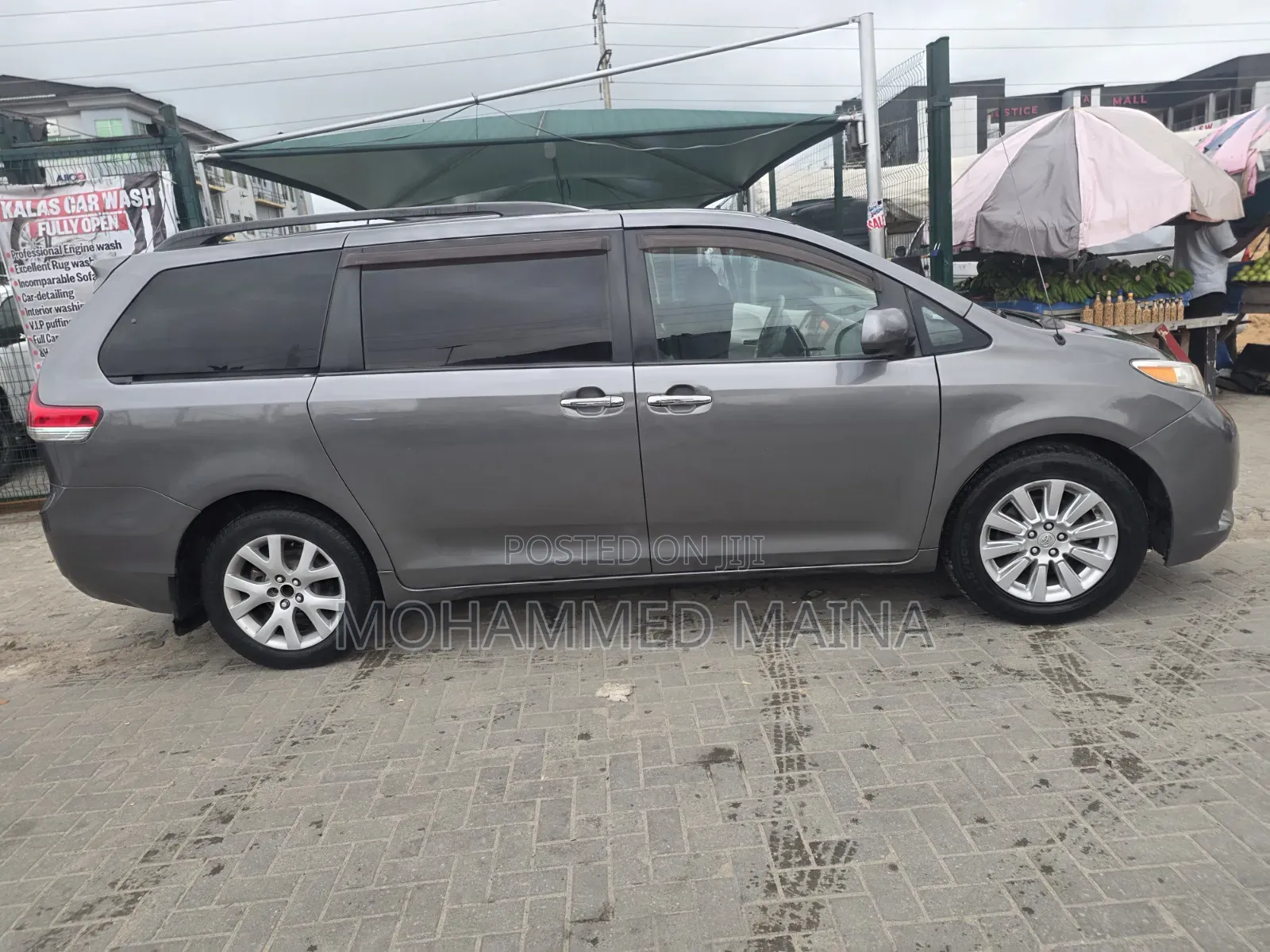 Toyota Sienna 2012 Gray