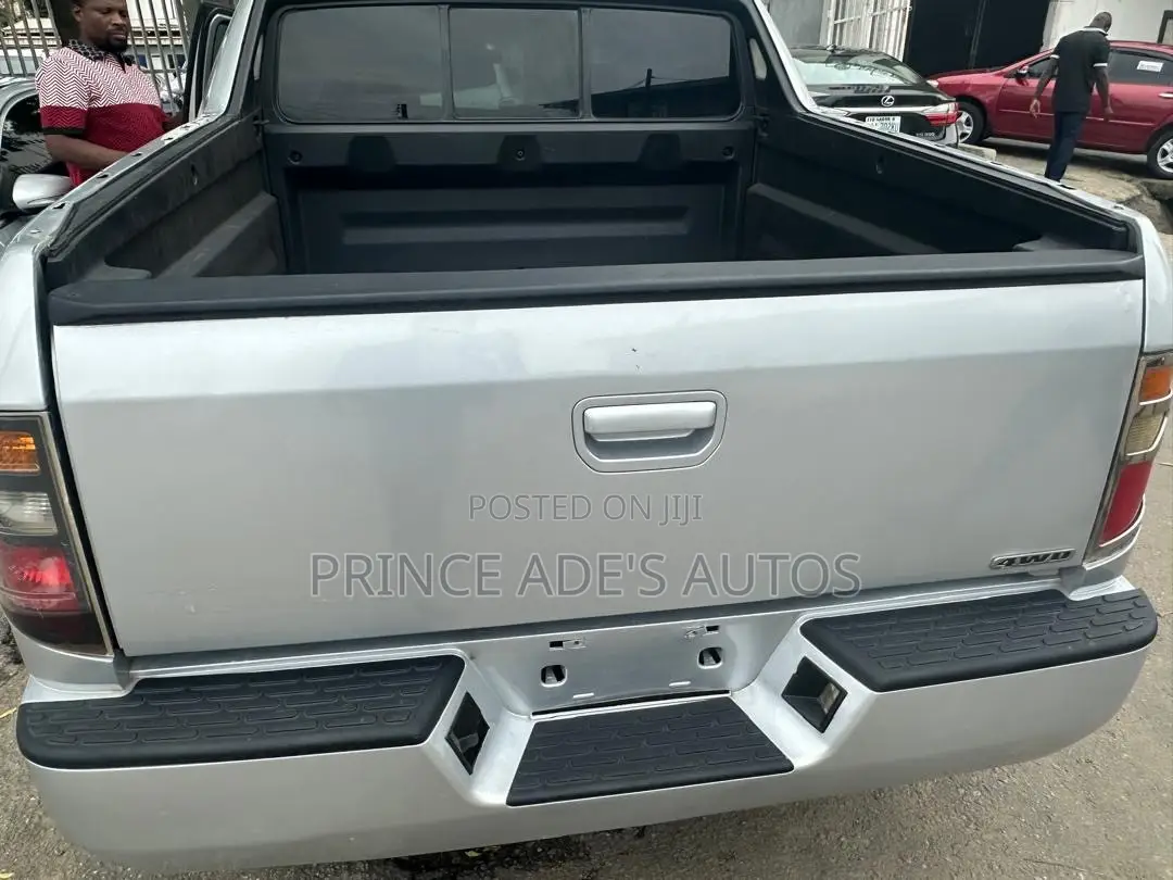 Honda Ridgeline 2008 Gray