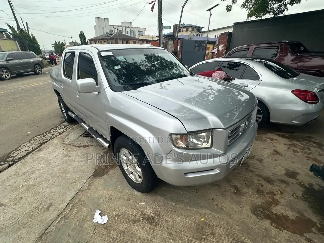 Honda Ridgeline 2008 Gray