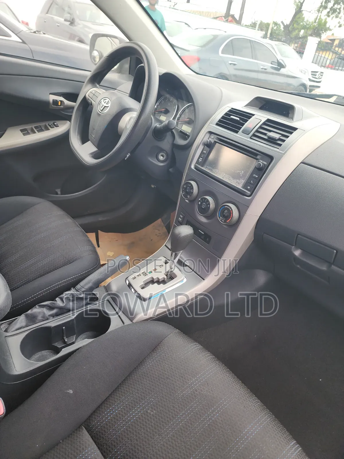 Toyota Corolla S 4dr Sedan (1.8L 4cyl 4A) 2013 Silver
