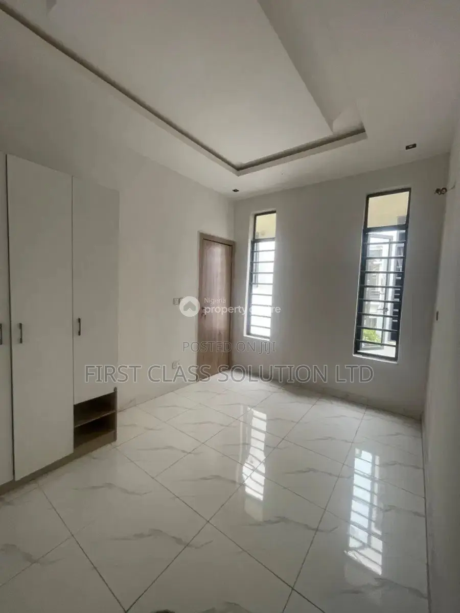 4bdrm Duplex in Lekki Palm City for sale
