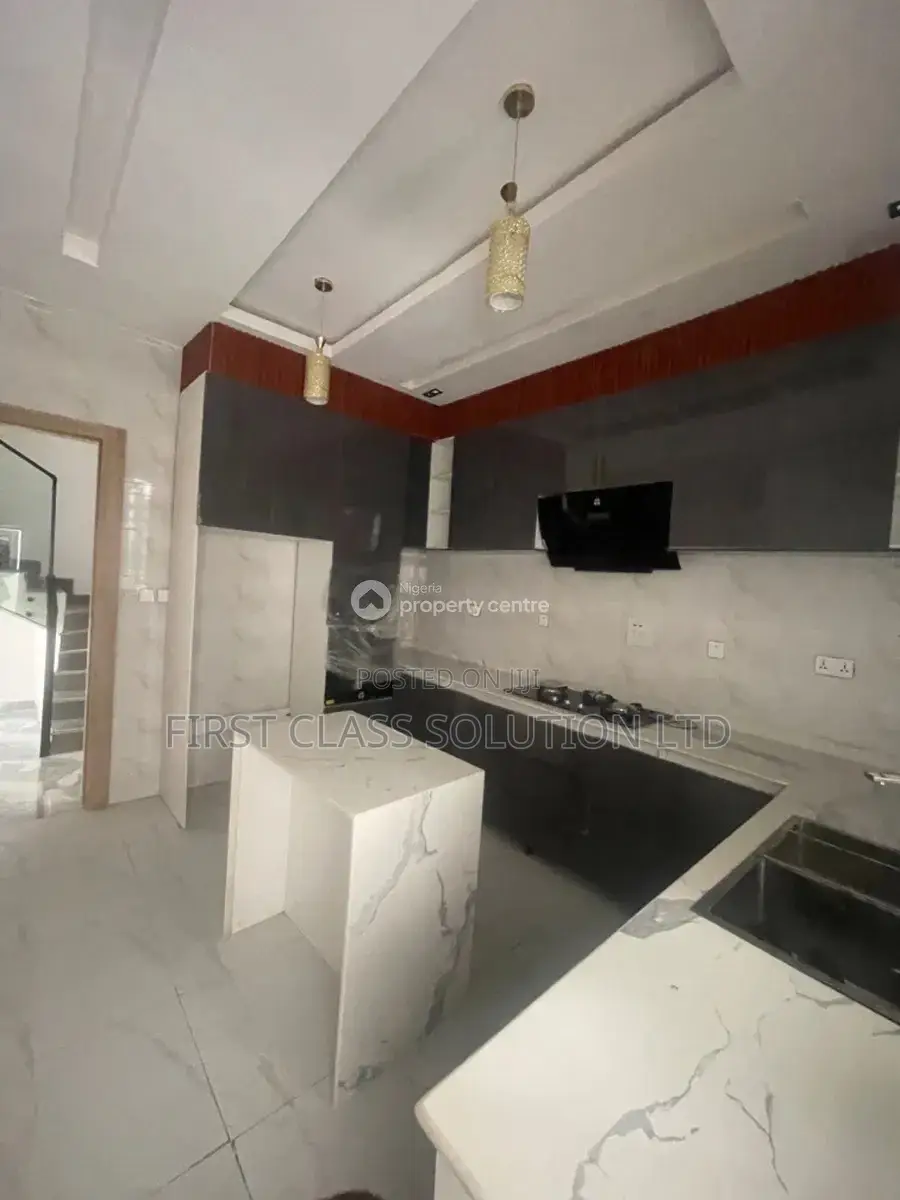 4bdrm Duplex in Lekki Palm City for sale