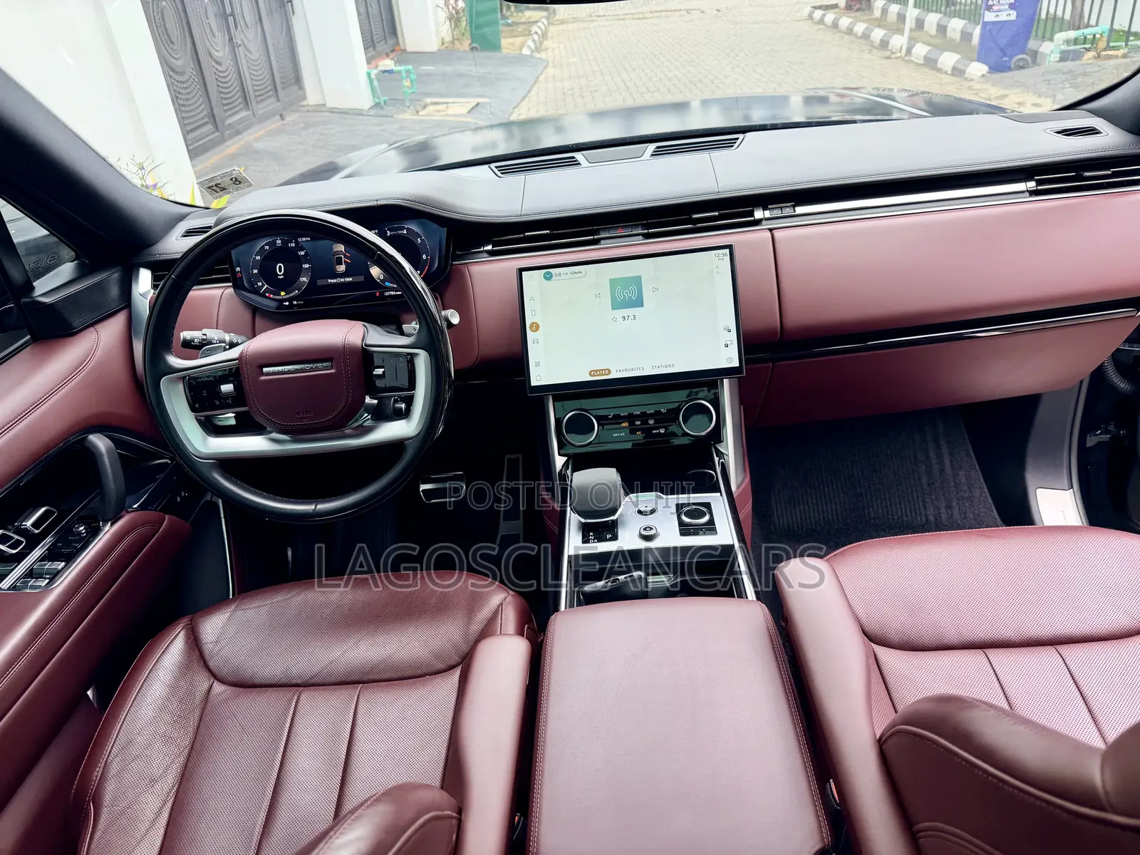 Land Rover Range Rover Vogue 2023 Black