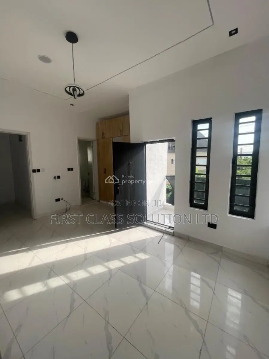 3bdrm Duplex in Thomas Estate, Ajah, for sale
