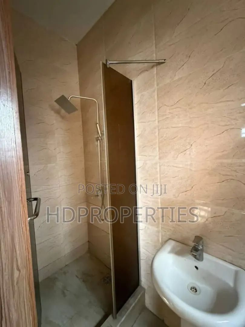 Mini Flat in Royal Pine, Lagos Island / Lagos Island for rent