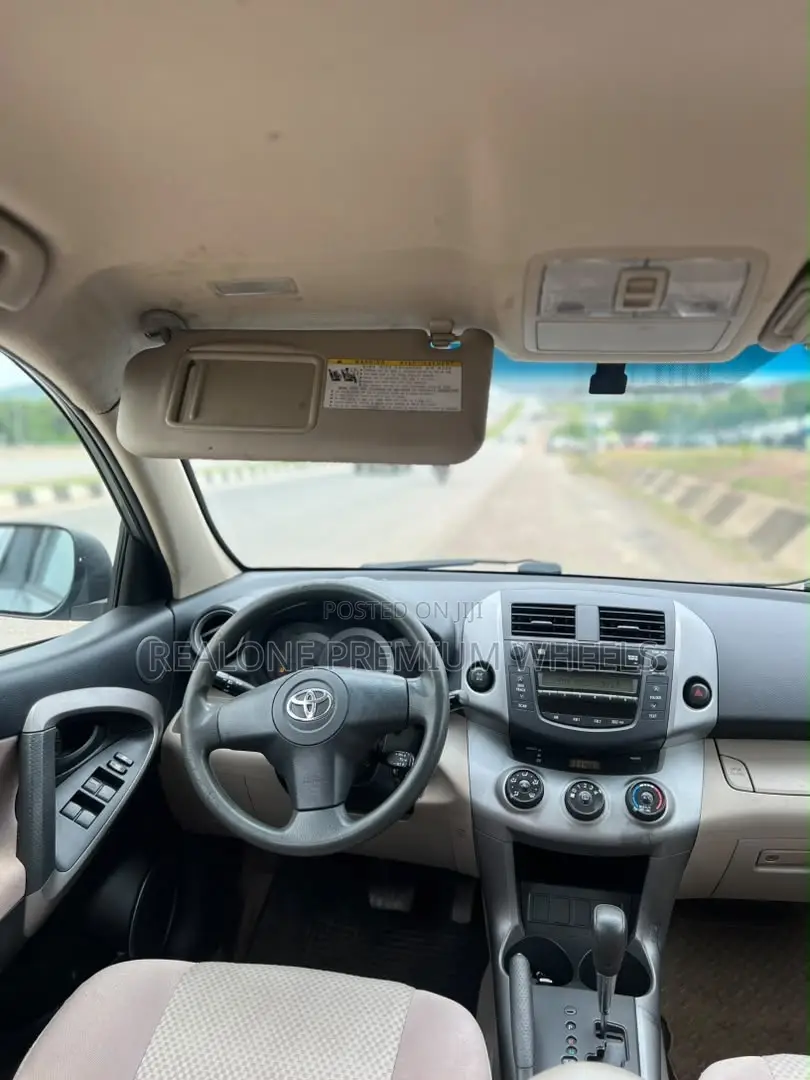 Toyota RAV4 Sport 4x4 2009 Green