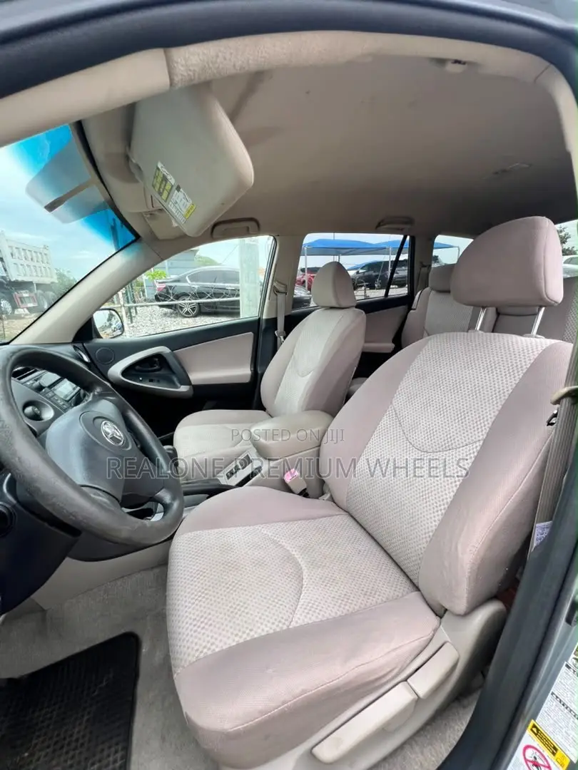 Toyota RAV4 Sport 4x4 2009 Green