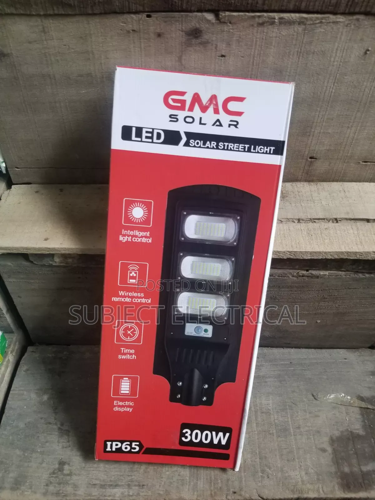300W GMC Solar Street Light – High-Power Outdoor LED