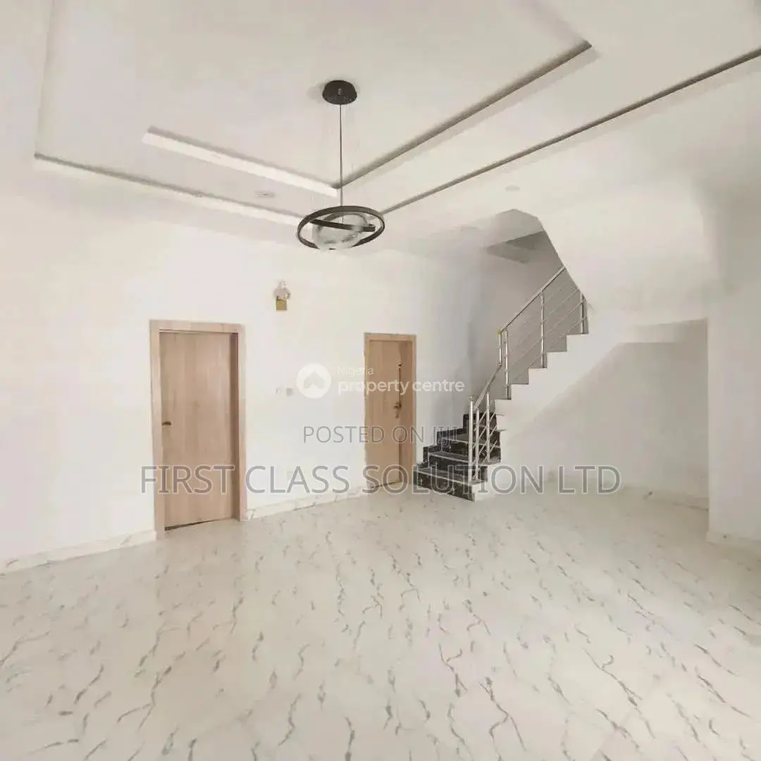 4bdrm Duplex in Ikota Villa Estate, for sale