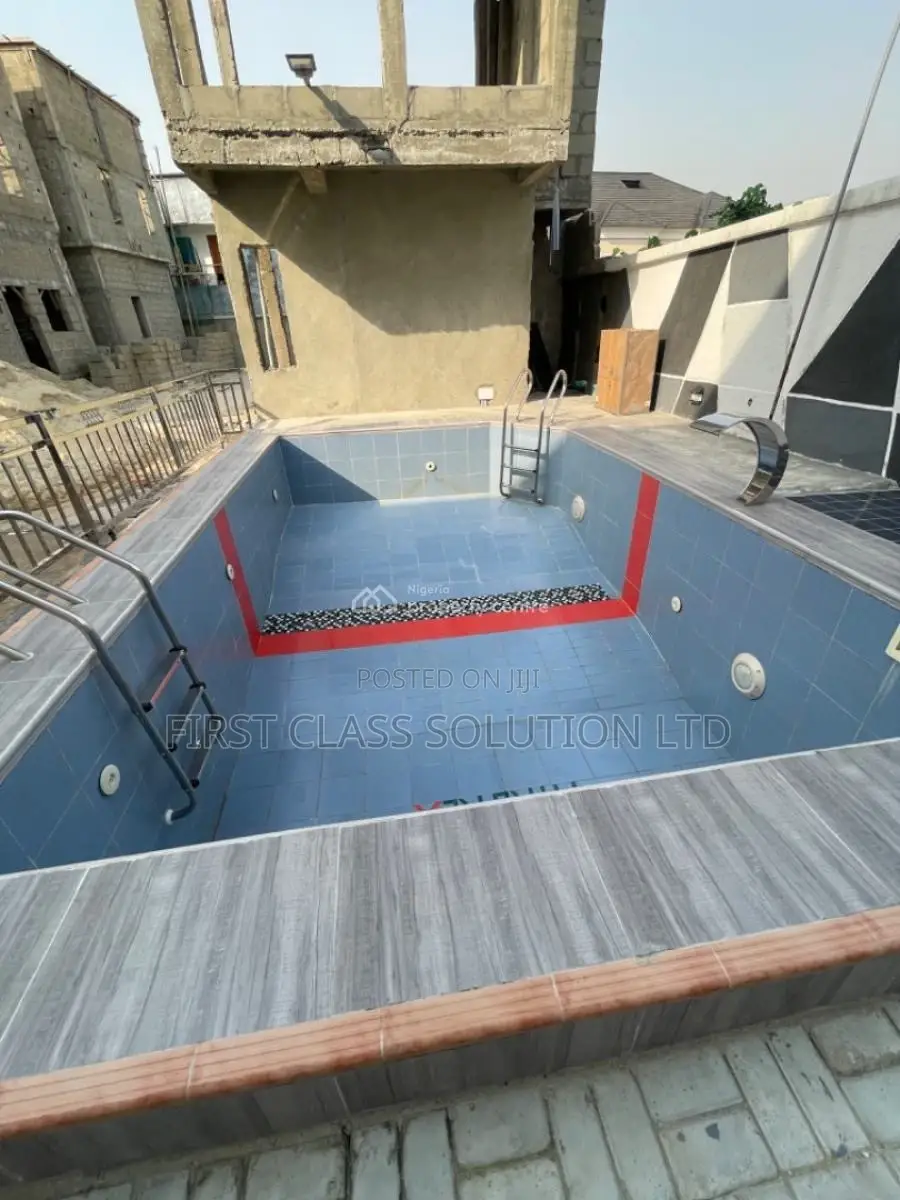 4bdrm Duplex in Sunshine Estate, for sale