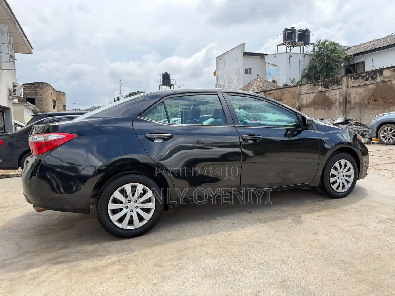 Toyota Corolla LE Plus 4dr Sedan (1.8L 4cyl CVT) 2016 Gray