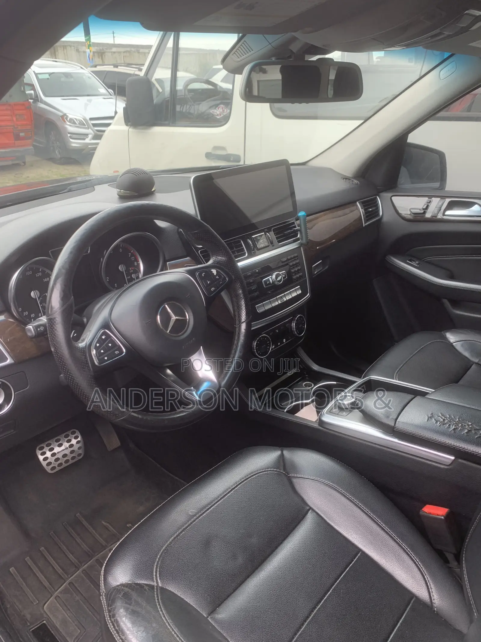 Mercedes-Benz M Class ML350 4dr SUV (3.5L 6cyl 7A) 2014 Black