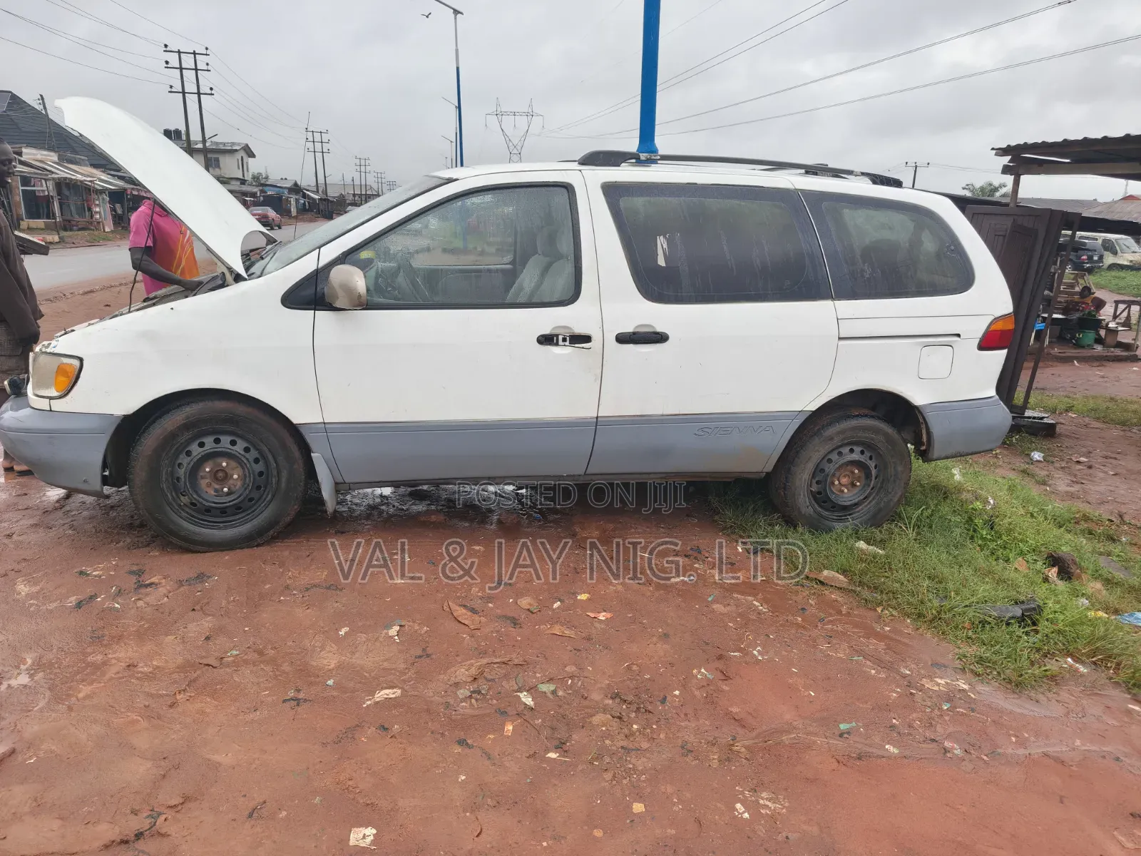 Toyota Sienna CE 2001 White
