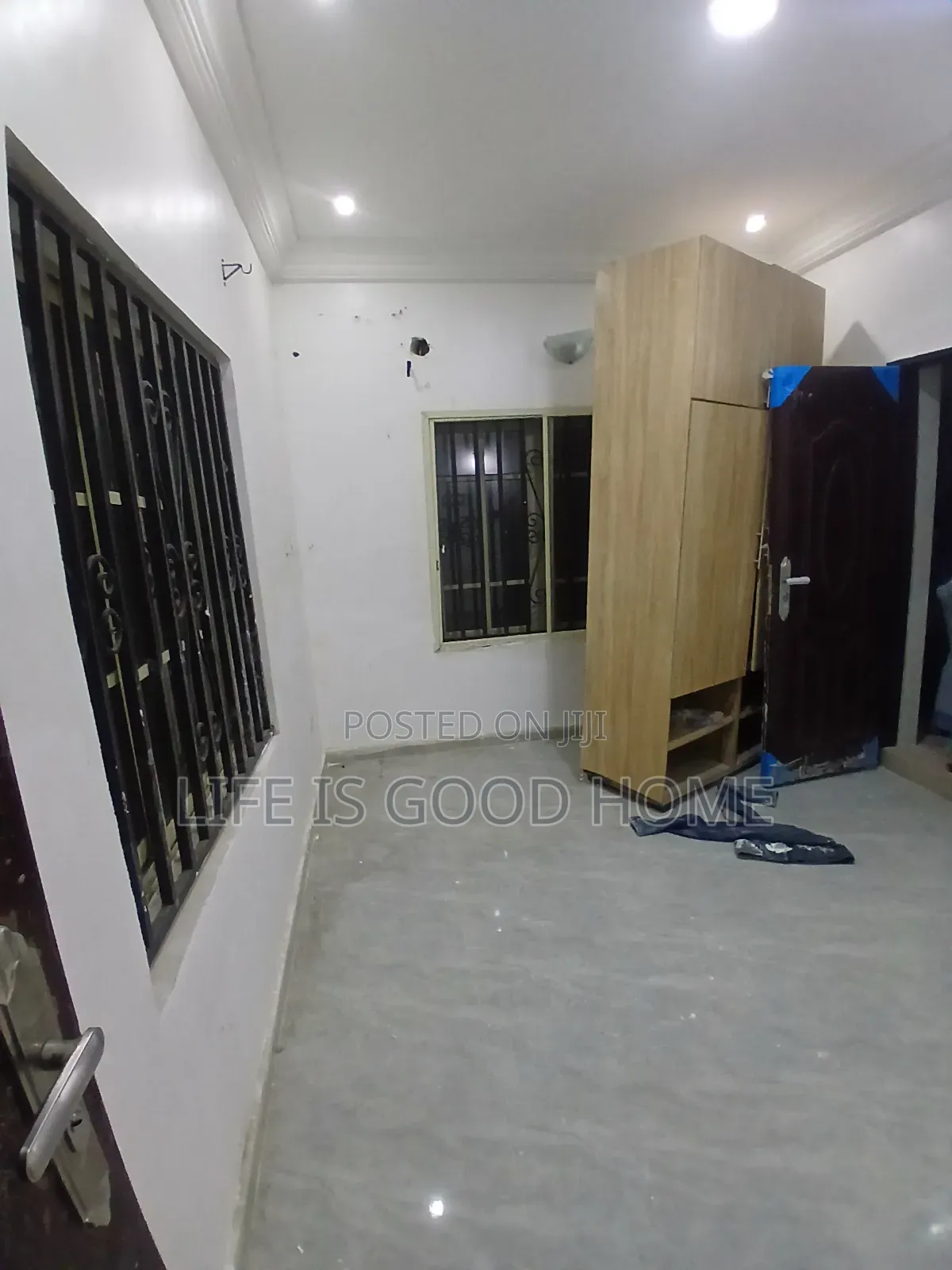 1bdrm Shared Apartment in Atlantic Boulevard, Chevron for rent